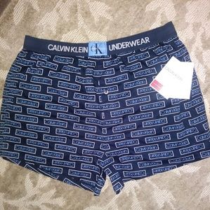 NWT XL calvin klein woven boxer